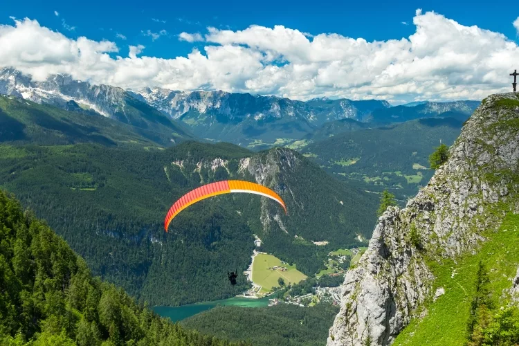 Best Paragliding spots in the World