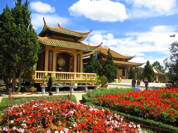 Chua Thien Vuong Pagoda, Dalat, Vietnam